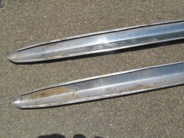 1955 Mercury Monterey & Montclair 2dr door moldings gallery