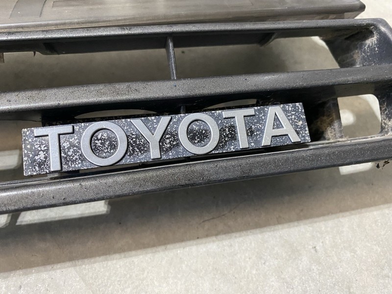 1987-1989 Toyota Celica GT upper grill hood trim T160 ST161 OEM 2 Door Japan 87 gallery
