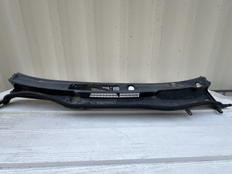 06-13 Lexus Is350 Is250 Windshield Wiper Cowl Panel Cover Trim OEM