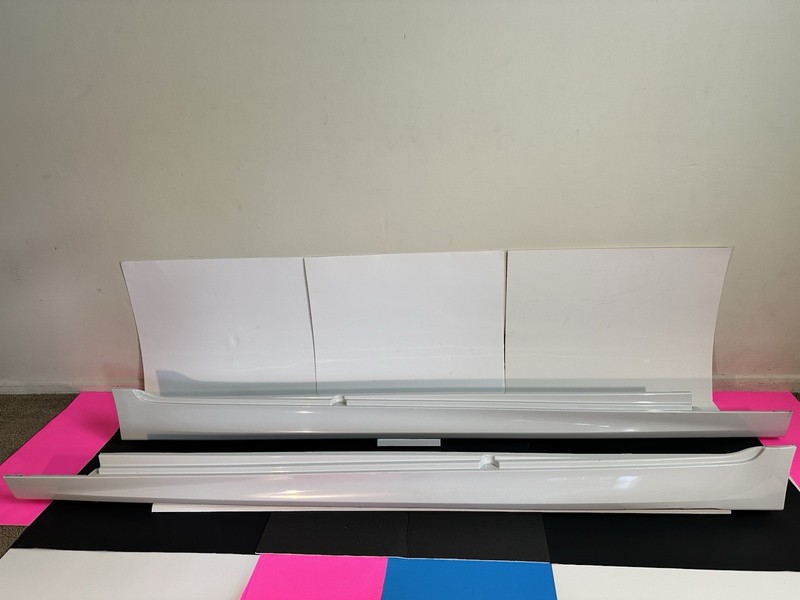 BMW 5 Series F10 Side Skirt Pair Left And Right 2011 2016 OEM White Pearls