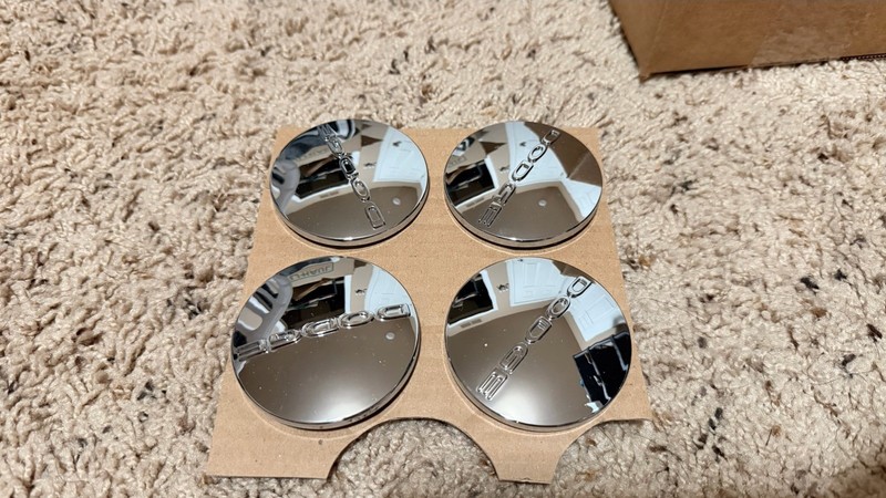OEM DODGE DURANGO GRAND CARAVAN CHARGER CHROME 2.5” WHEEL CENTER CAP Lot Set 4