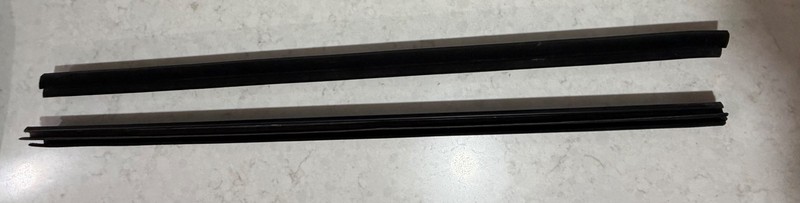Honda Prelude 97-01 Interior Door Panel Window Felt Molding Trim Pair OEM BB6 BB