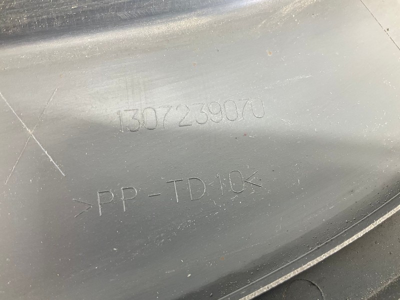 14-18 Ram ProMaster 2500 Rear Right Wheel Arch Fender Flare Molding gallery