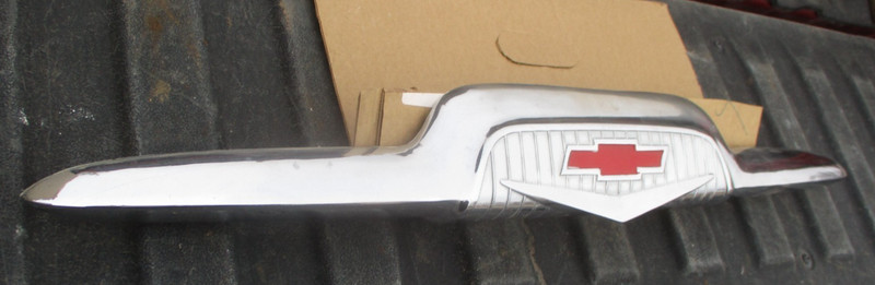 1956 1957 Chevrolet Pickup Truck V8 Hood Emblem 3725691 Ornament Chevy