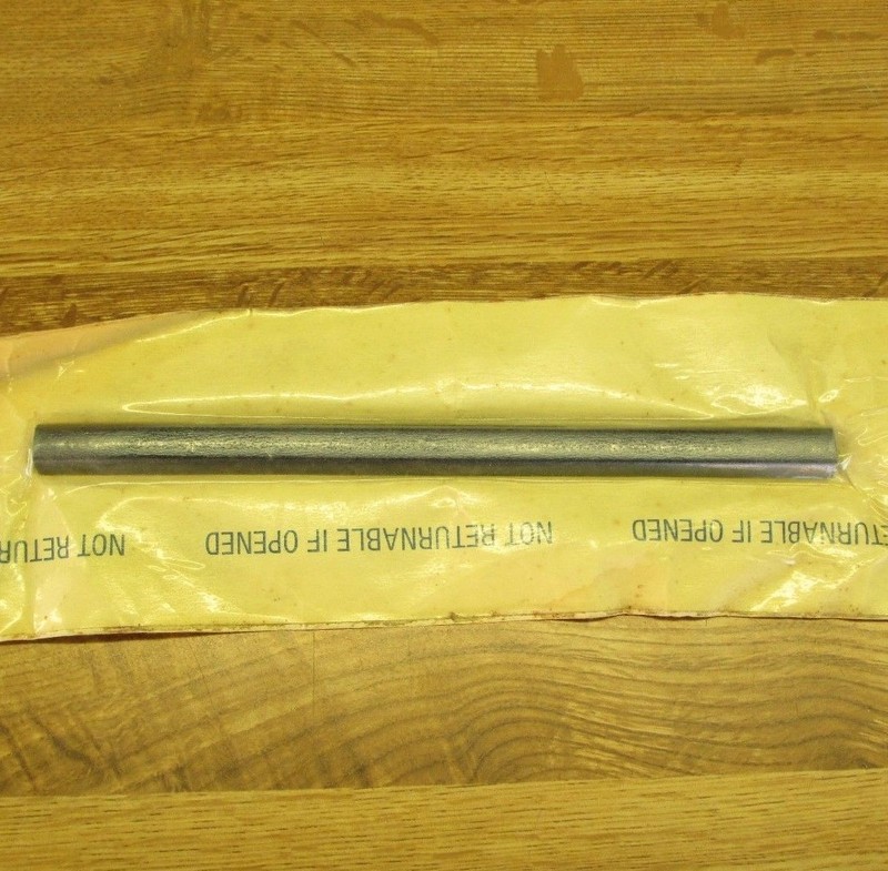 VINTAGE NOS OEM GM MOLDING # 20543030 UNKNOWN APPLICATIONS