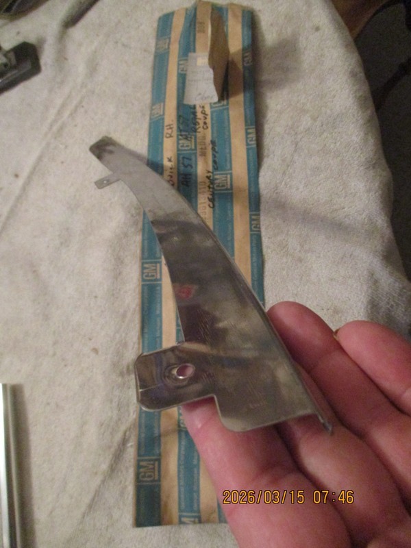 NOS 1973-1975 BUICK REGAL, OLDS CUTLASS,CENTURY 2 DOOR ROOF DRIP MOULDING gallery