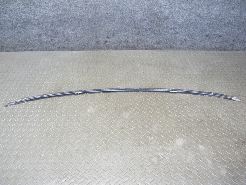 94-95 MERCEDES W124 300D SEDAN FRONT WINDSHIELD GLASS MOLDING TRIM CHROME OEM gallery