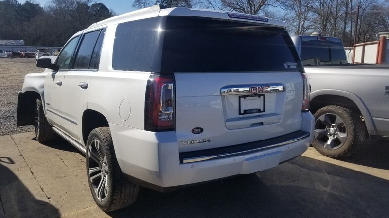 17 GMC YUKON DENALI DOOR TRIM MOULDING FRONT LEFT DRIVER CHROME gallery