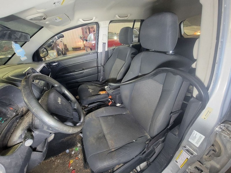 Driver Center Pillar Classic Style Fits 07-17 COMPASS 2061103 gallery