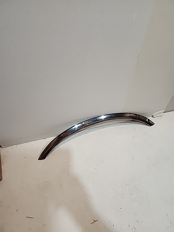 1992-1997 Mercury Grand Marquis Crown Vic A/M Right Rear Wheel open Molding NOS