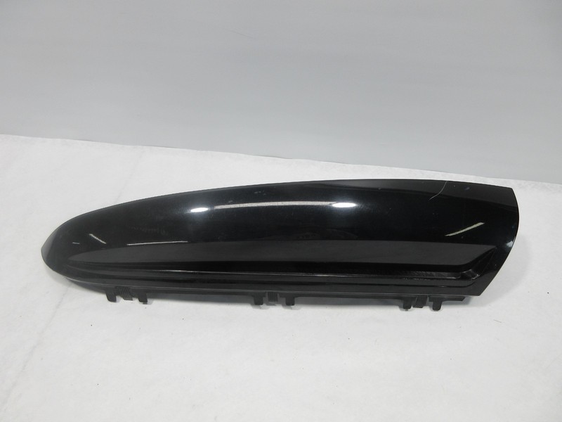 02-06 Escalade Left LH Driver D Pillar REAR Trim Quarter Molding Black OEM