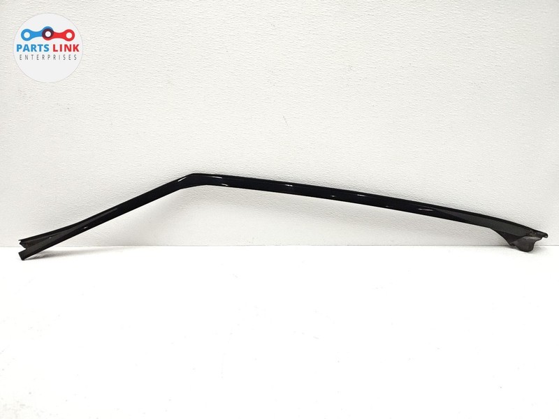 2020-2023 LAND RANGE ROVER EVOQUE FRONT RIGHT DOOR WINDOW UPPER MOLDING SEAL OEM