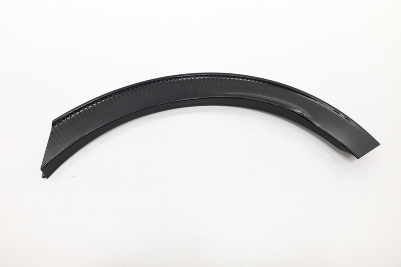 2022 – 2024 KIA EV6 REAR LEFT QUARTER WHEEL FLARE MOLDING COVER OEM 87743CV100