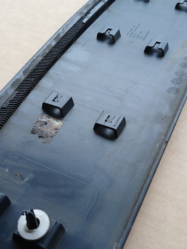 2014 - 2023 Jeep Cherokee Rear Left Driver Door Lower Molding 1YW35TRMAB OEM gallery