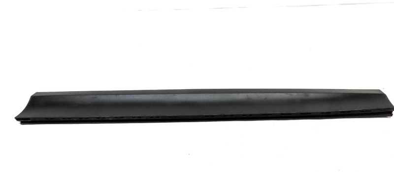 11-18 BMW X3 X4 (F25 26) FRONT RIGHT LOWER DOOR MOULDING TRIM (w/o M or X-LINE) gallery
