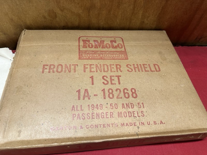 NOS 1949-1951 FORD CAR FRONT FENDER TRIM MOLDING KIT 1A-18268 FoMoCo 49-51 gallery