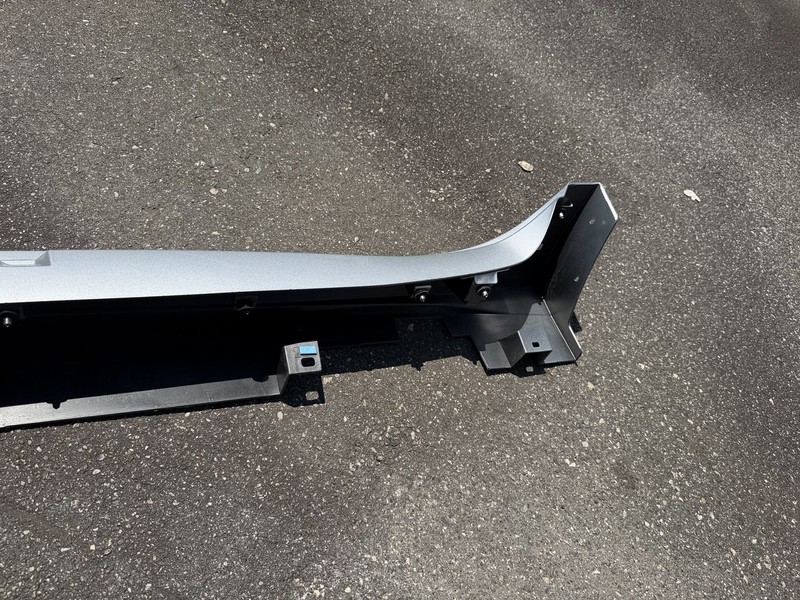 2016 - 2023 Nissan Maxima Platinum S SL SE Right RH Rocker Skirt Molding OEM gallery