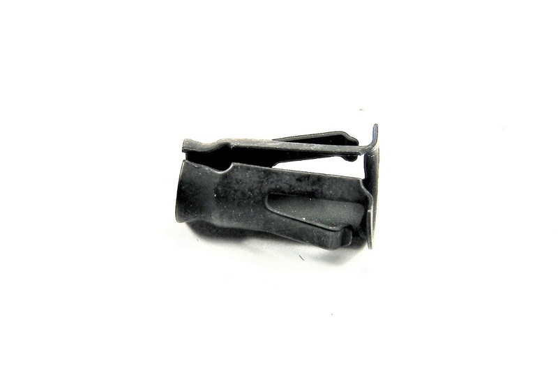 Dodge Truck Barrel Clips- Fit 7/32" Hole- 3/16" Stud- Emblem Trim- 20 clips #014 gallery