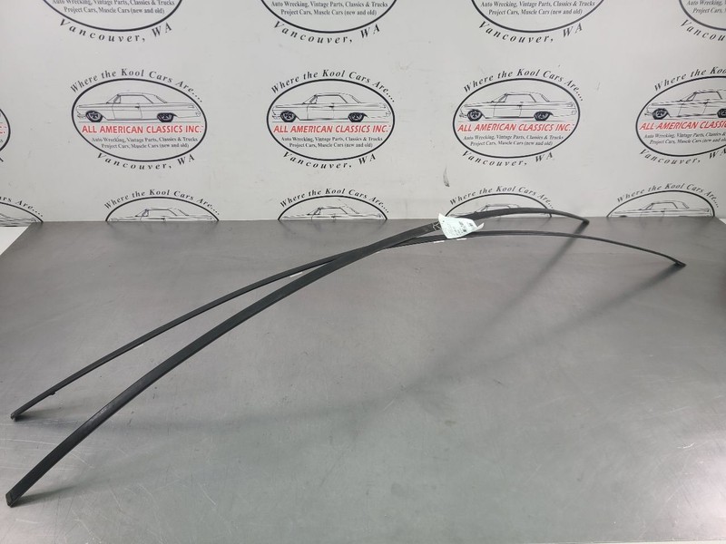 2004-06 GTO Top Roof Moulding Trim Strip Pair, Left / Right – OEM
