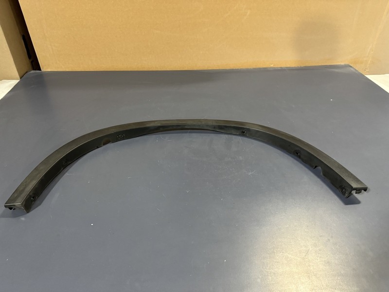 2014-2018 BMW X5 F15 REAR RIGHT PASSENGER FENDER FLARE WHEEL MOLDING TRIM OEM gallery
