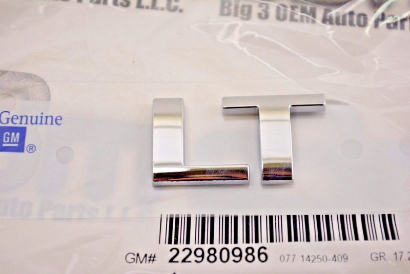 2015-2017 Chevrolet Colorado Silverado Chrome LT Door or Tail Gate Emblem new OE