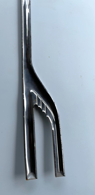 1953 Pontiac Chieftan/ Catalina front fender molding left & right originals gallery