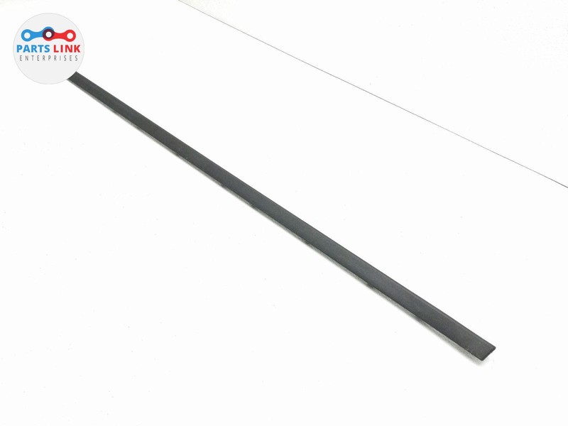 2022-24 RIVIAN R1S FRONT LEFT DOOR REVEAL MOLDING DRIP STRIP COVER SIDE APPLIQUE