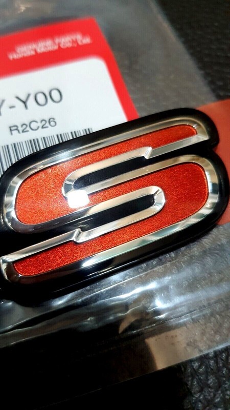 Genuine Parts RS HONDA LOGO EMBLEM BADGE REAR FOR HONDA CIVIC FC FK JAZZ 2015-20 gallery