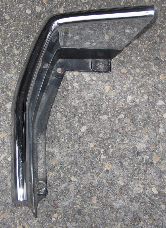 1970 – 1971 Dodge Dart Swinger RH Fender Eyebrow Trim Molding 2998368 Used 70 71