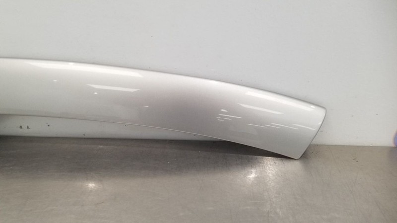 04 CHEVY SSR EXTERIOR A PILLAR WINDSHIELD POST TRIM LEFT DRIVER SILVER gallery