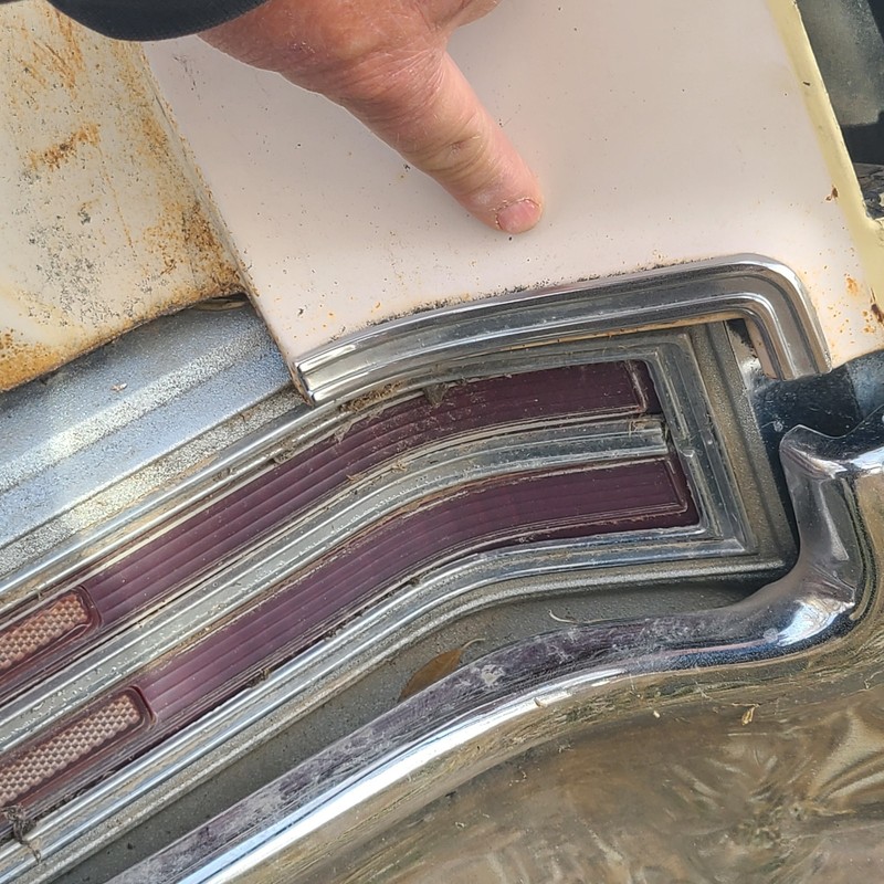 1970 BUICK ELECTRA 225 Quarter Molding Passenger Side Excellent Chrome 70 GM OEM