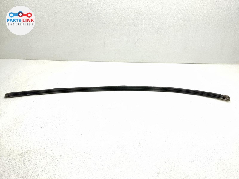 2007-19 MASERATI GRANTURISMO LEFT ROOF TRIM OUTER MOLDING APPLIQUE DRIP NERO 145 gallery