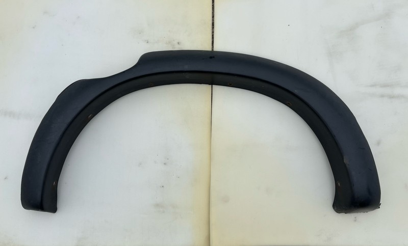 01-04 TOYOTA TACOMA LEFT REAR DRIVER SIDE OEM FENDER FLARE