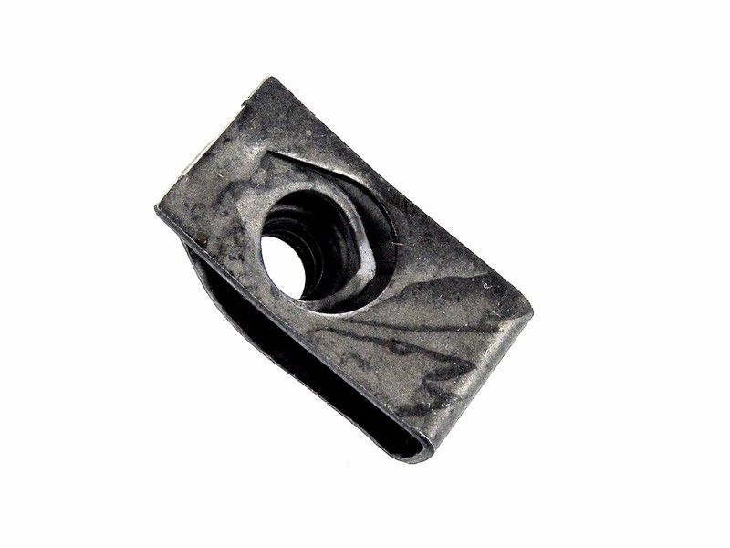 FORD TRUCK U-nut Clips- 1/4-20 Thread- 17/32" Center of Hole to Edge- 20pcs #192 gallery