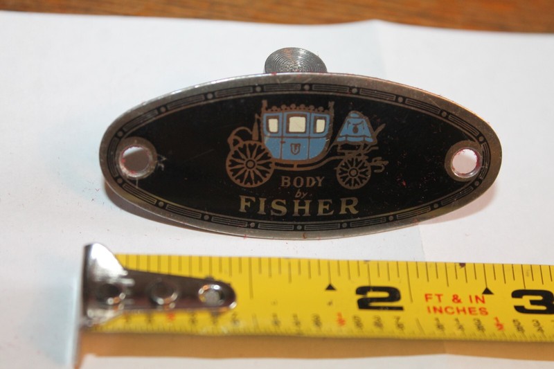 Body by Fisher ornate oval body plate, handsome piece