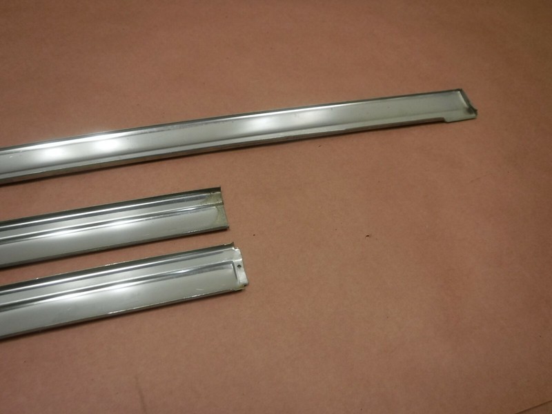Jeep AMC Wagoneer 1988 Rear Passenger Door Window Exterior Trim Molding gallery