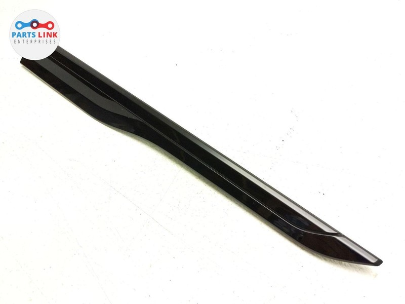 2018-23 RANGE ROVER VELAR FRONT LEFT DOOR TRIM MOLDING COVER APPLIQUE BLACK L560
