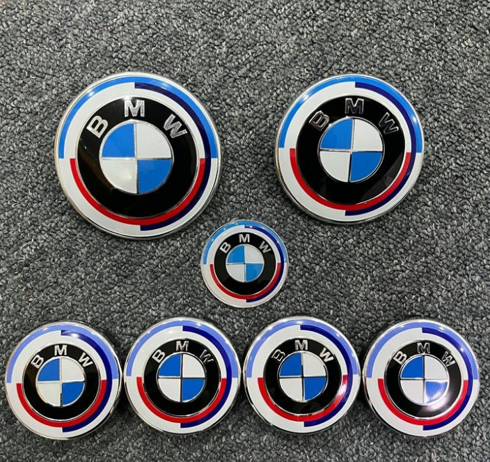 7Pcs BMW 50th Anniversary Emblem Centre Caps Badges Set 82mm 74mm 4x56mm 45mm gallery