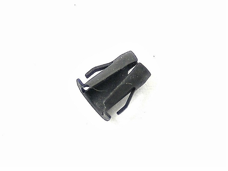 AMC Barrel Clips- Fit 5/32" Hole- 1/8" Stud- Emblem Trim etc- 20 clips- #018 gallery