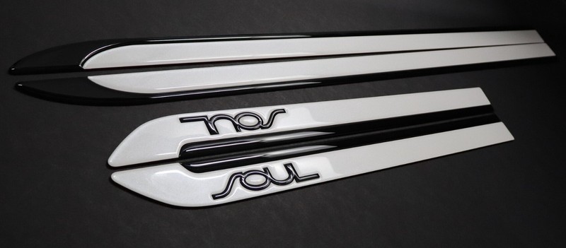 Luxwoodtrim Kia Soul & Soul-EV 2020-2025 Exterior door trim White and Black