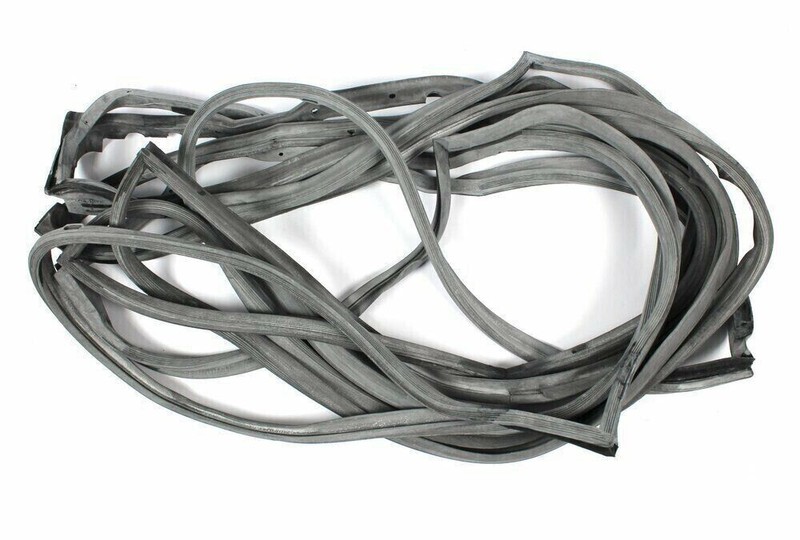 Mercedes Benz W126 - 4 x Door + 1 x Trunk Rubber Weatherstrip Seal Set 5 Pieces gallery