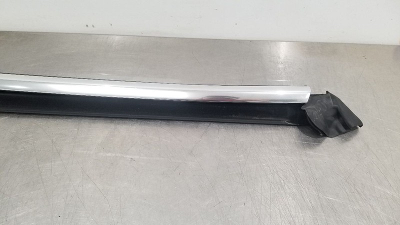 19 BMW M850I F91 CONVERTIBLE QUARTER PANEL TRIM RIGHT PASSENGER CHROME gallery