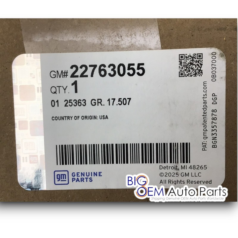 OEM new 2014-2019 GMC Sierra Passenger Side 6'6" Bed Rail Cap Molding 22763055 gallery