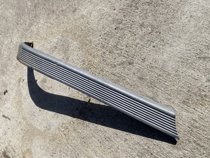 93-96 Cadillac Fleetwood Brougham RH passengers side Bumper Impact Strip Molding