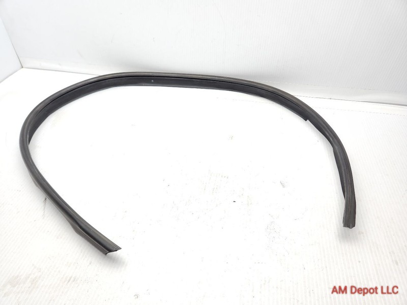 2013 BMW 320i 328i 335i 340i 330i F30 F31 Front Engine Bay Hood Seal 7255802