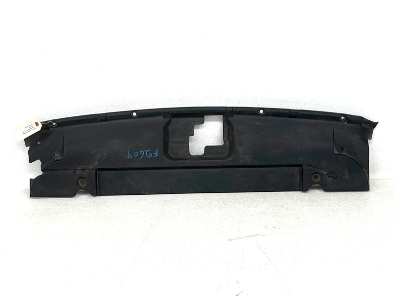 ⭐2015-2017 FORD MUSTANG FRONT RADIATOR UPPER SIGHT SHIELD COVER ASSY OEM LOT2609