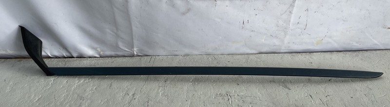 2022-2025 HYUNDAI IONIQ 5 FRONT WINDSHIELD LEFT A PILLAR TRIM MOLDING #107310
