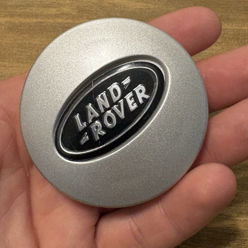 Set of 4 Wheel Center Hub Caps Cover 63mm Silver & Black Emblem for Land Rover gallery