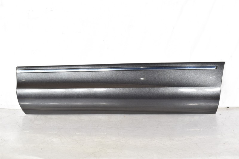 🚀 2010-2015 AUDI Q7 REAR LEFT LOWER DOOR TRIM MOULDING (w/out SLINE) (Black)