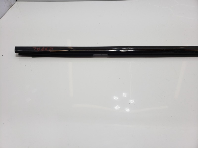 ✅ 15-19 OEM BMW F16 F86 X6 X6M Rear Left Driver Door Window Molding Strip Black gallery